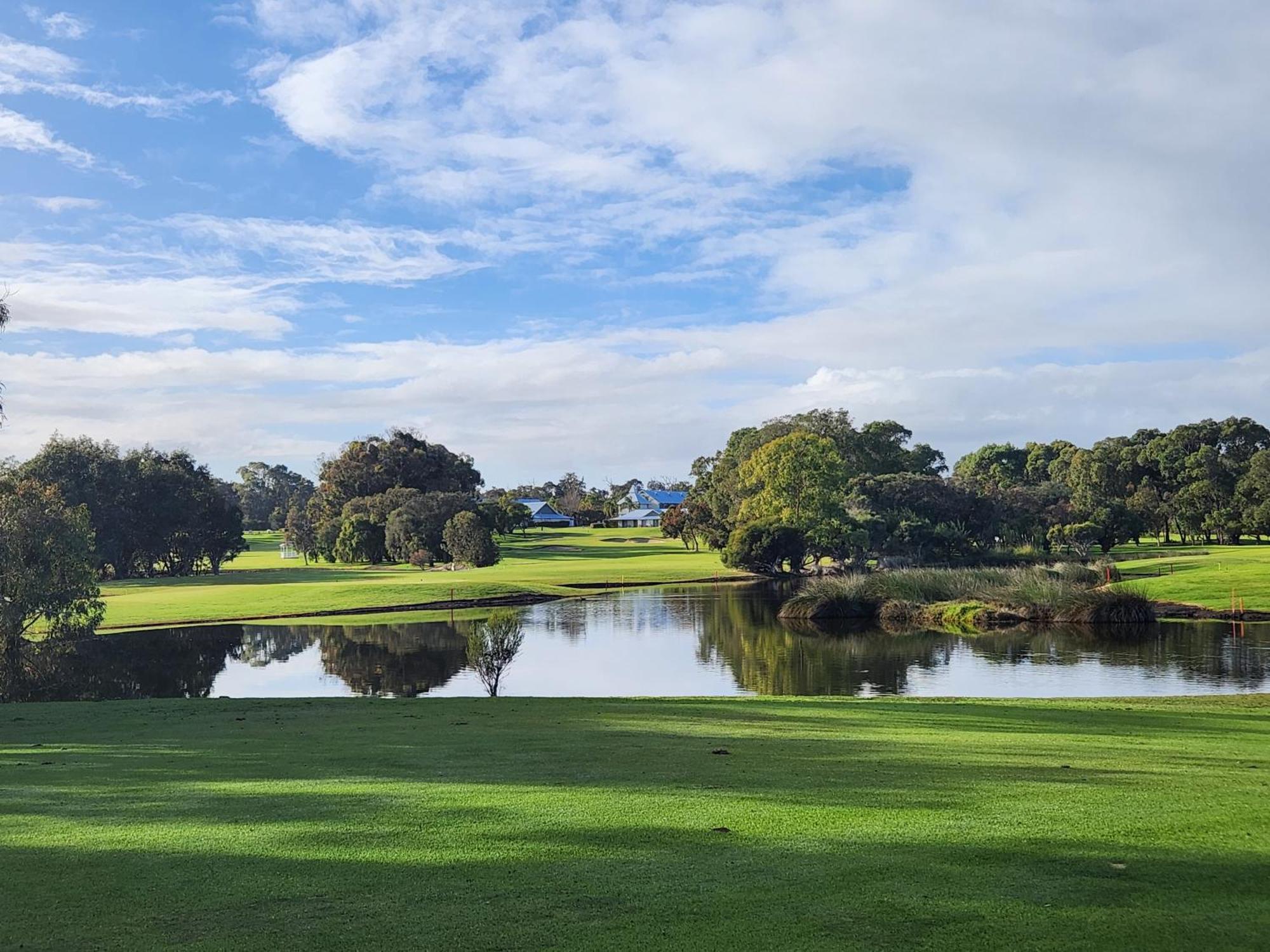 Mercure Bunbury Sanctuary Golf Resort Extérieur photo