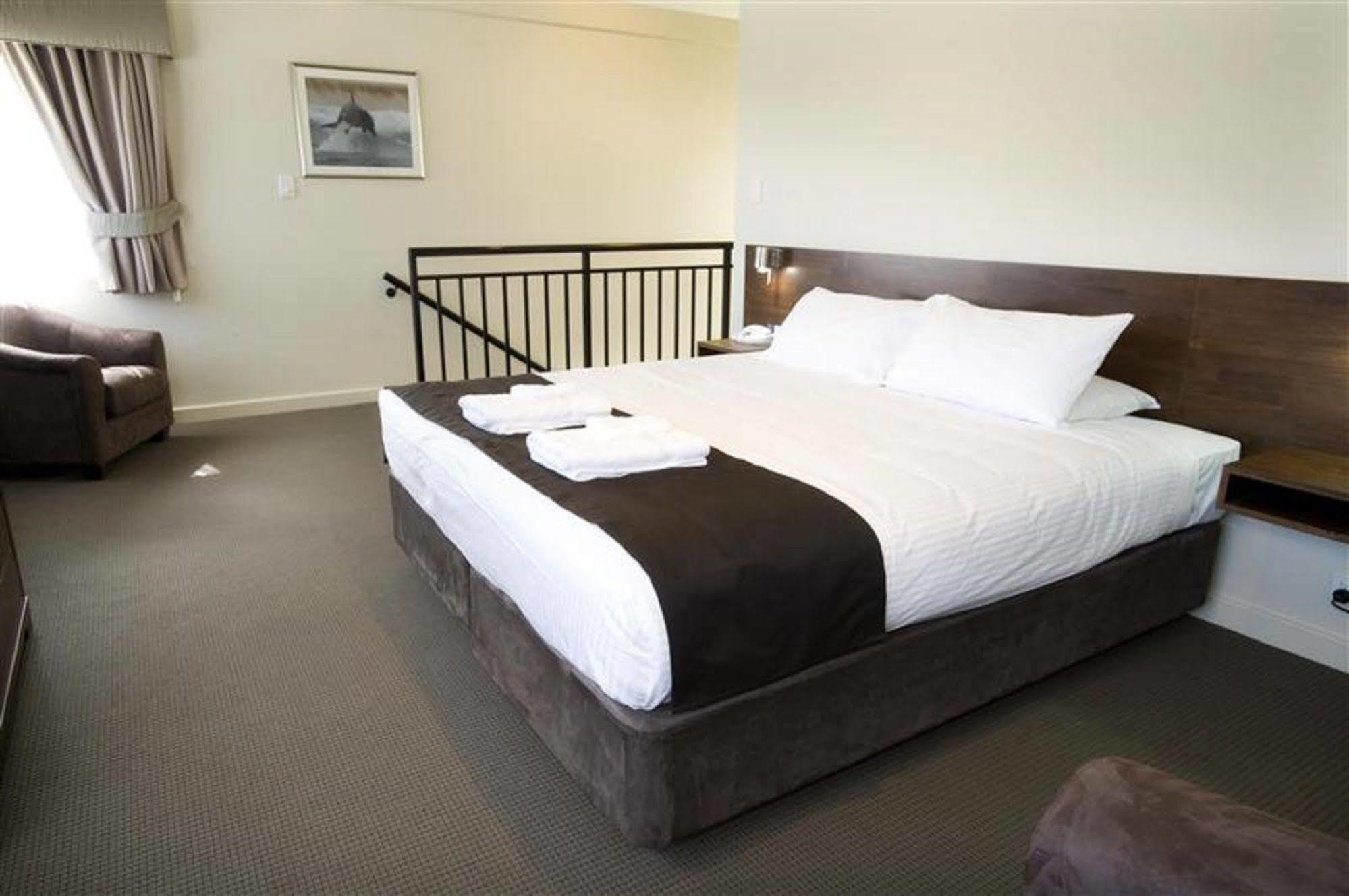 Mercure Bunbury Sanctuary Golf Resort Extérieur photo