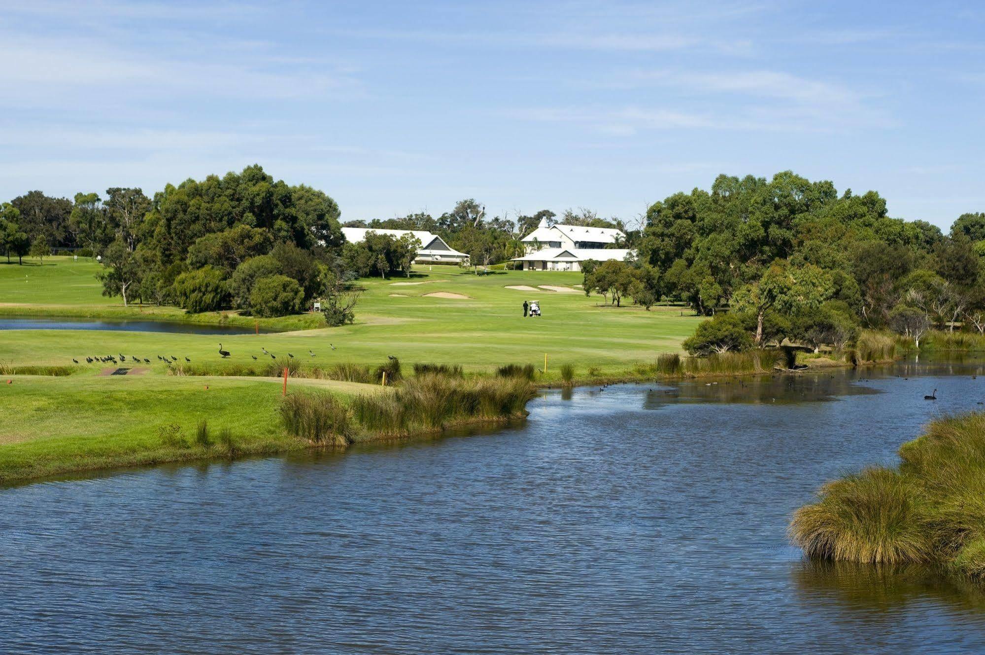 Mercure Bunbury Sanctuary Golf Resort Extérieur photo