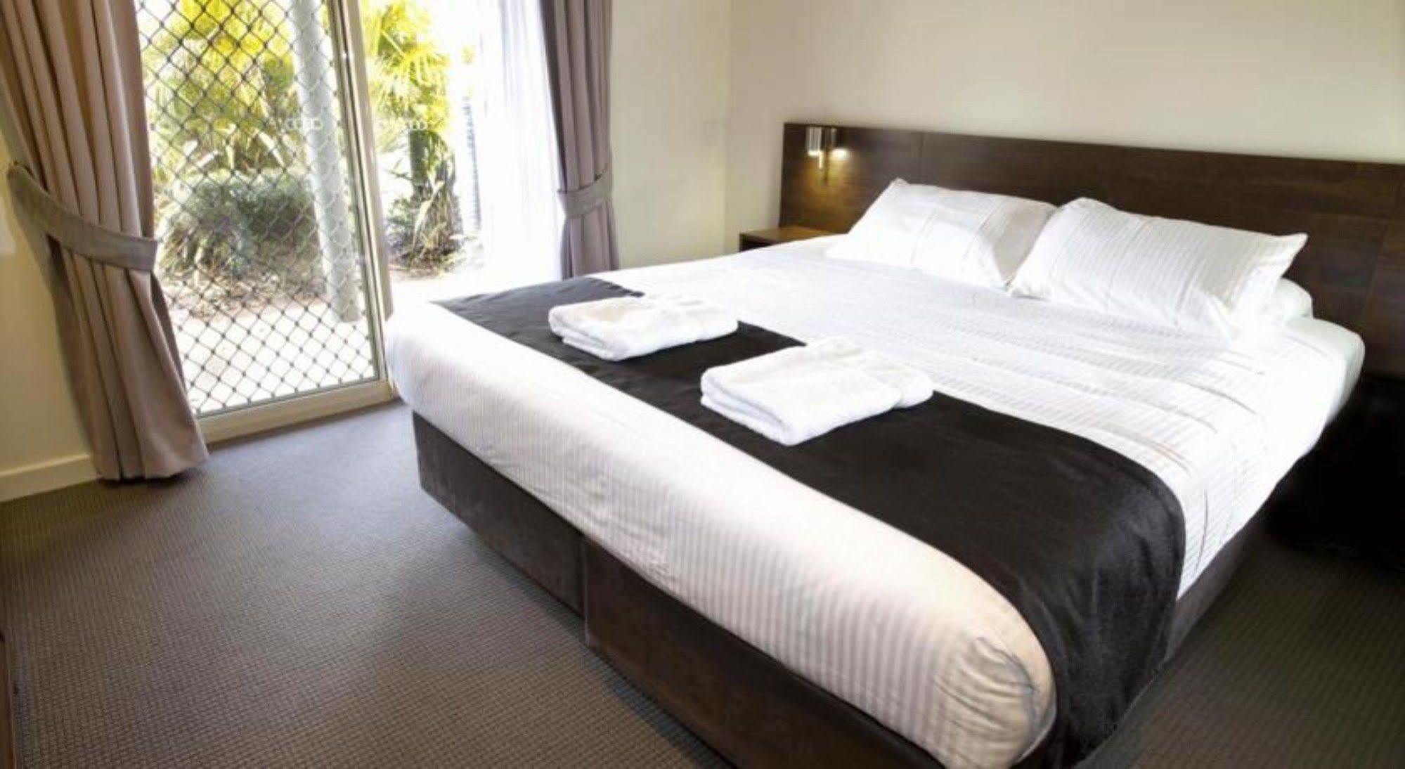 Mercure Bunbury Sanctuary Golf Resort Extérieur photo