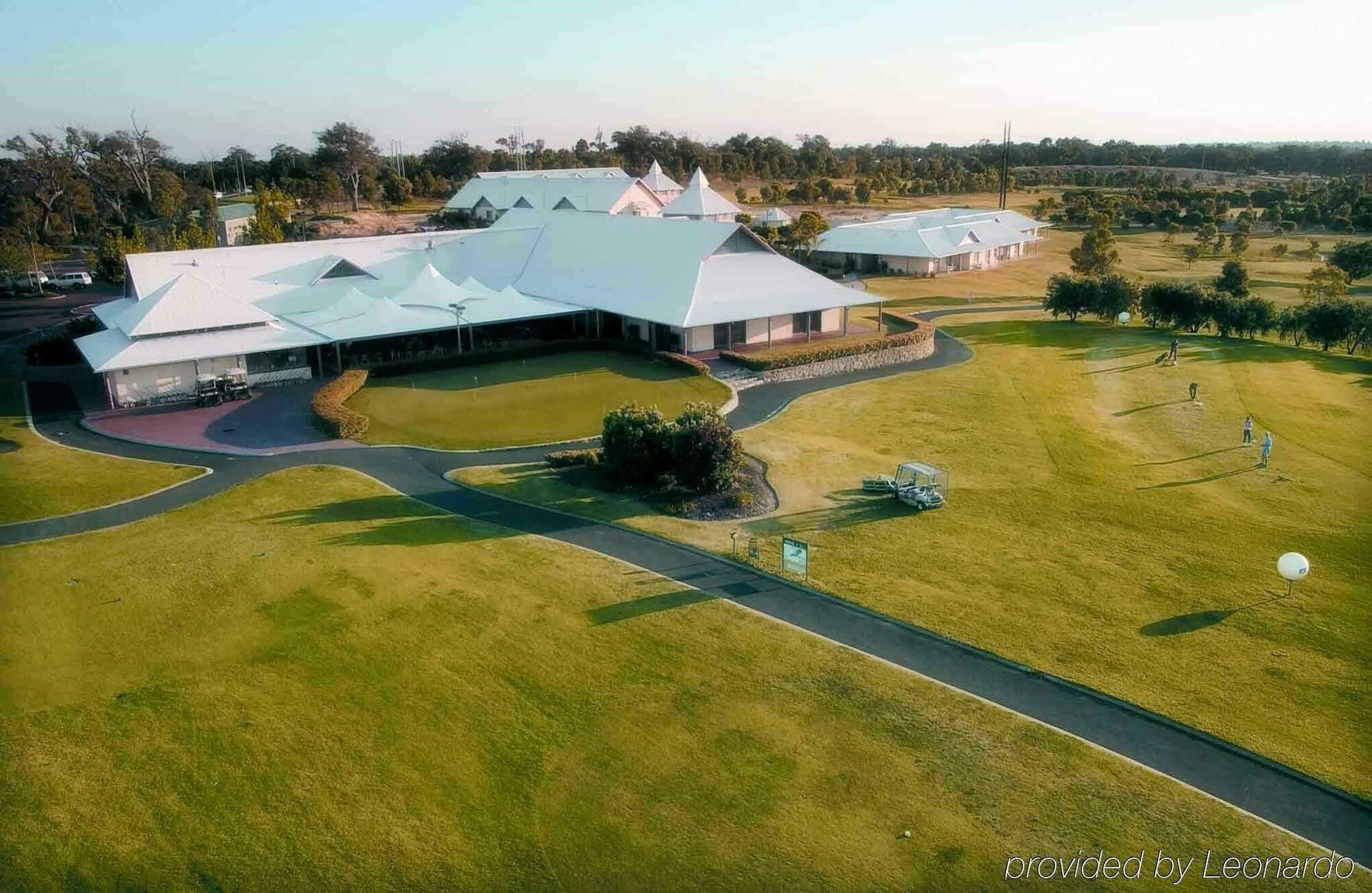 Mercure Bunbury Sanctuary Golf Resort Extérieur photo